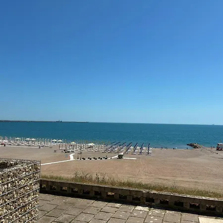 Aliz Cu Frontala La Mare 3*